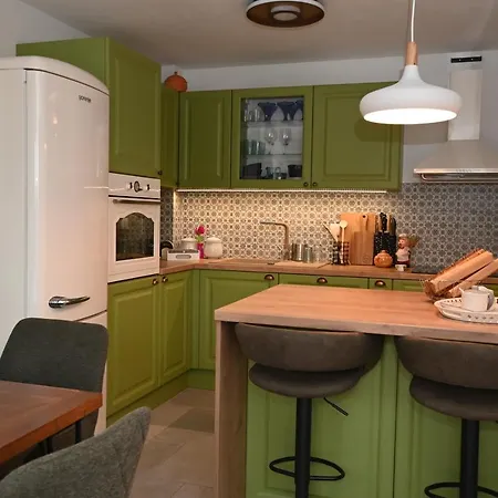 Holiday home Mavrici, Neighbors Free *
