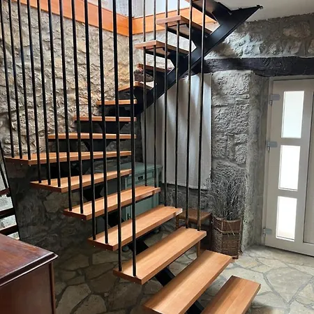 Mavrici, Neighbors Free Holiday home