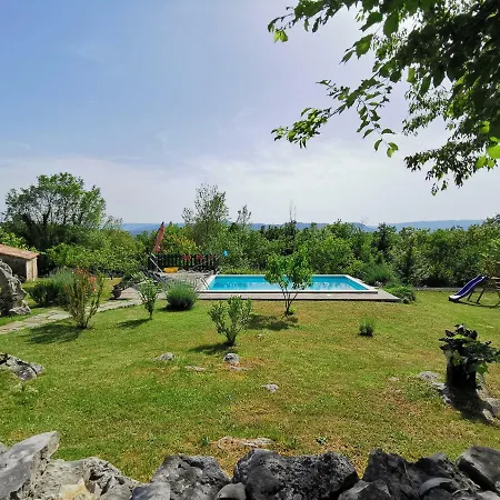 Mavrici, Nature Paradise With Pool * 부젯